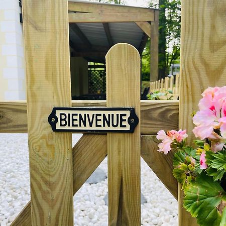 Au Coeur Des Bois Amboise Exterior foto